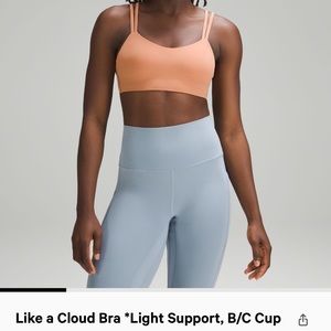 EUC Lululemon Like A Cloud Bra in Size 12 Color Coral Pink
